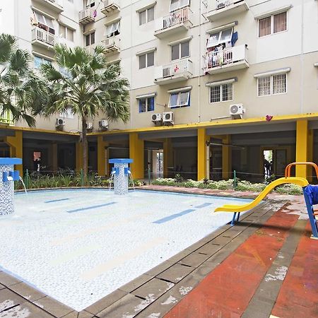 Reddoorz Apartment @ Pulo Gadung Джакарта Екстер'єр фото